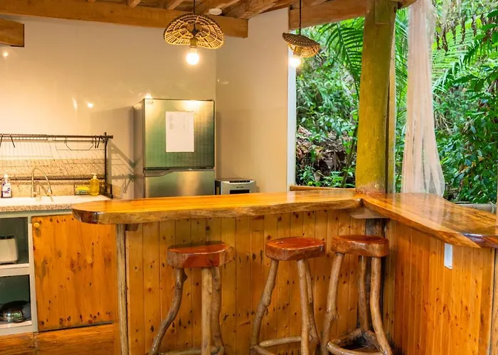 Treehouse De Valentine *