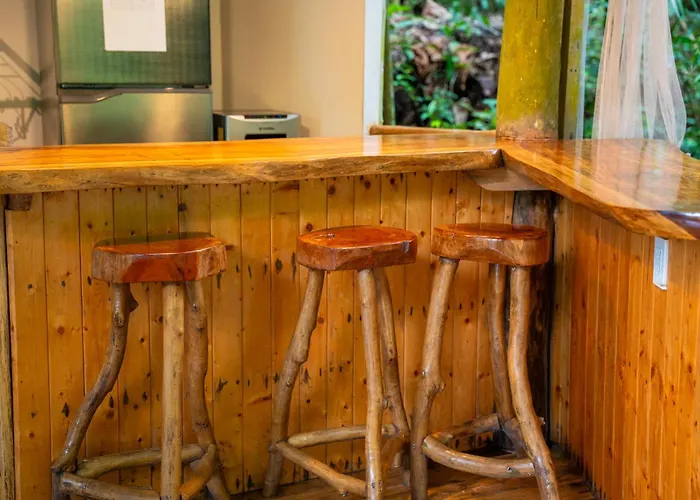 Lodge Treehouse De Valentine *